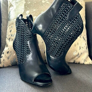 Jessica Simpson Black Leather Peep Toe Booty Heels